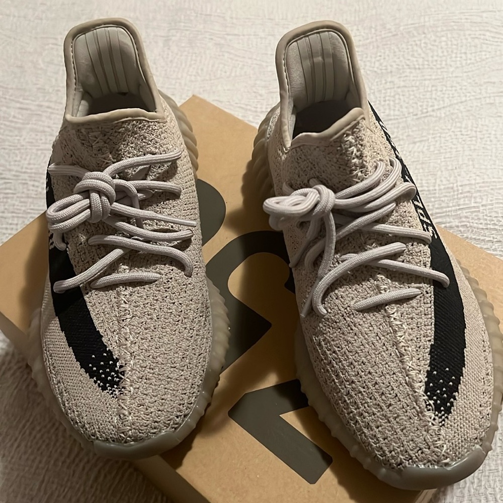 Adidas Yeezy Boost 350 V2 “Slate” | Men’s Size 8 | Unisex Sneaker